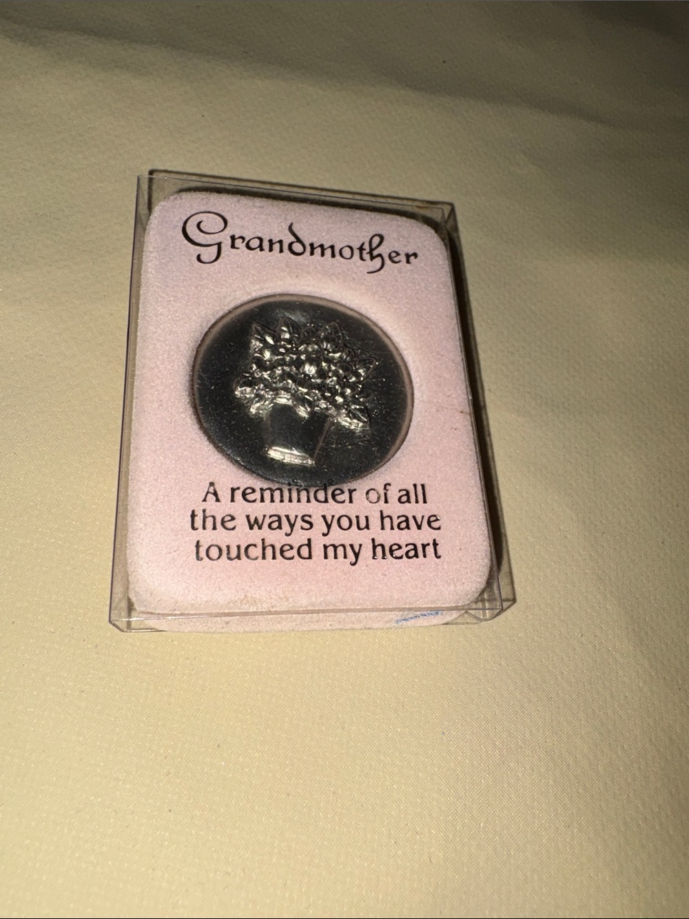 Cell phone accessory - phone grip